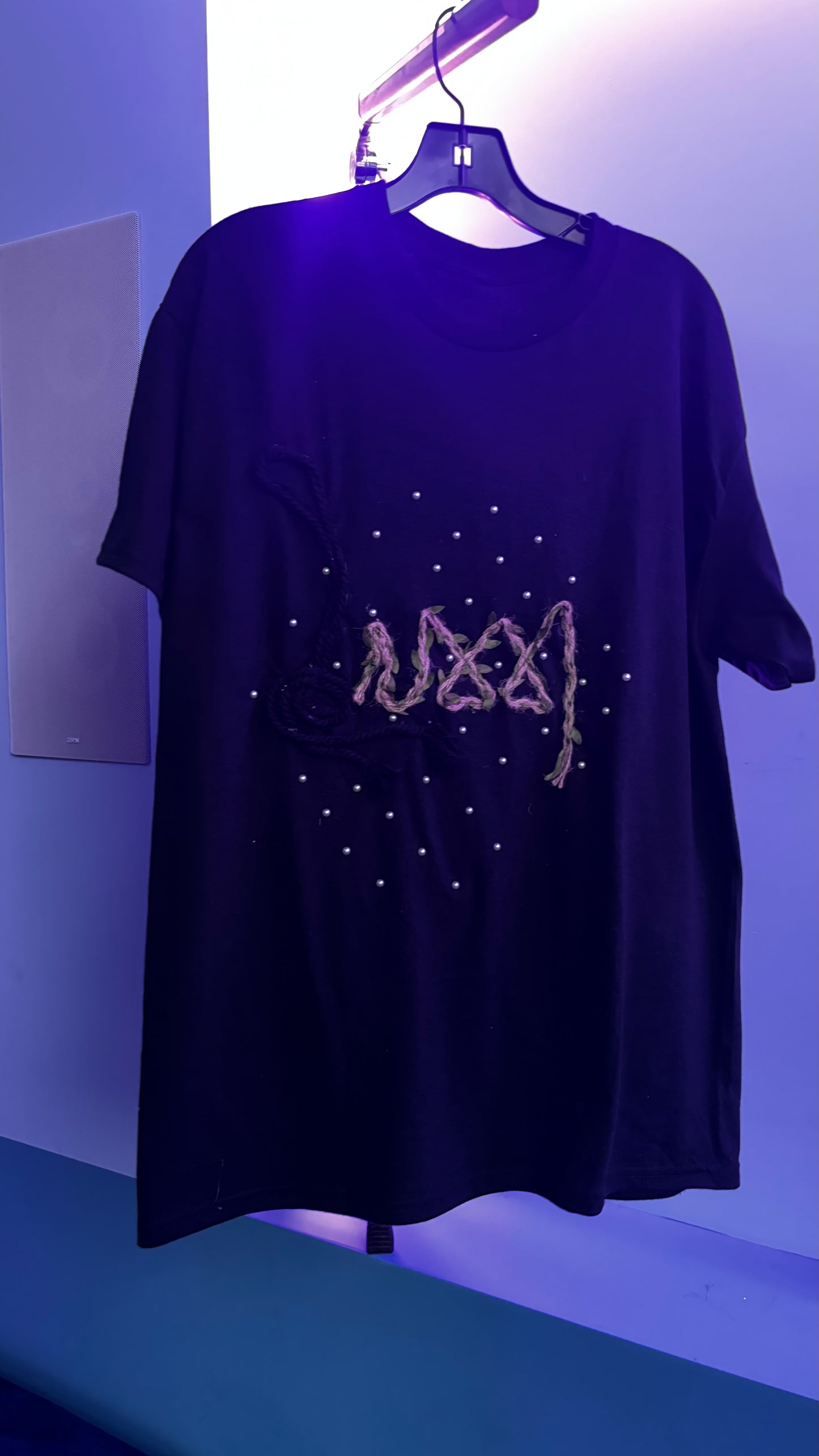 Lux1 malibu Earth shirt (Black)